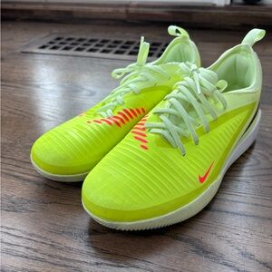 Nike Phantom Indoor Court Shoe